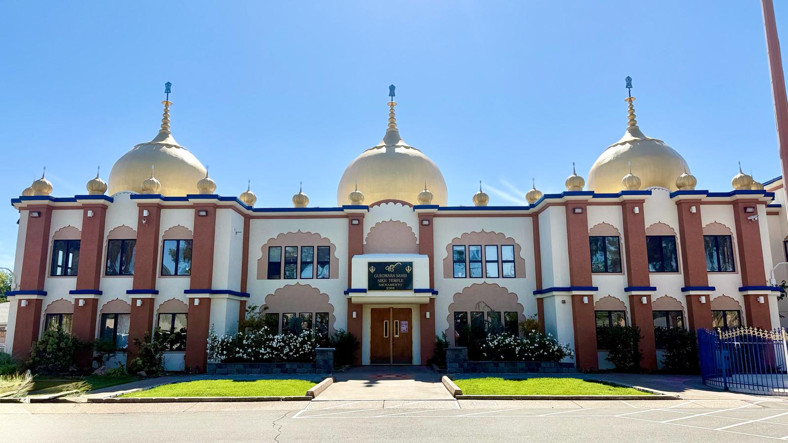 Dhan Dhan Sri Guru Nanak Dev Ji